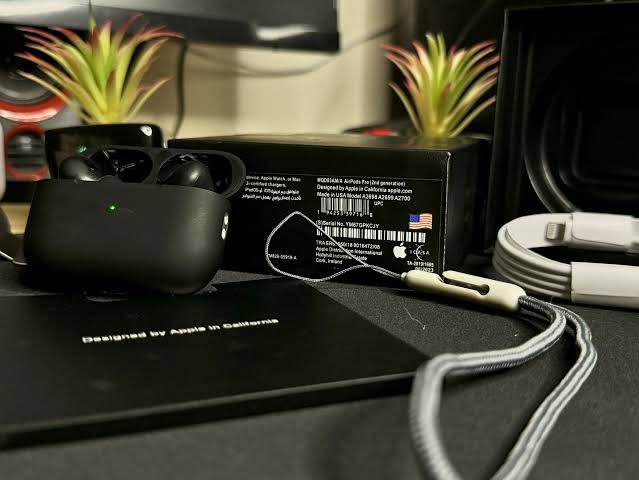 Apple Airpords Pro USA + Free Cover - Design by Apple in California USA - 100% Original Full ANC Control, Clear Sound Quality and Long battery timing - Stile Gadget